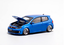 Load image into Gallery viewer, Maxwell 1:64 Blue VW Golf GTI MK6 BBS VIP Sports Model Diecast Metal Car New Collection
