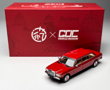 Load image into Gallery viewer, GOC 1:64 Red 230e v123 Luxury Classic Model Diecast Metal Car BN
