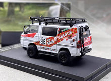 Load image into Gallery viewer, Autobots 1:64 4WD Delica L300 Camper Van #208 Sports Model Diecast Metal Car
