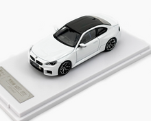 Load image into Gallery viewer, Howie 1:64 White M2 G87 Coupe Sports Power Model Diecast Metal Car New Collection
