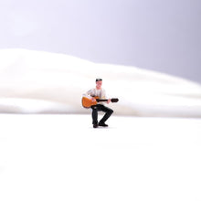 Load image into Gallery viewer, 1:64 Painted Unpainted Figure Model Miniature Resin Diorama Sand Toy Guitar Boy New

