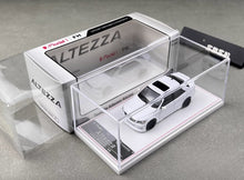 Load image into Gallery viewer, FH 1:64 White Altezza RS200 SXE10 Sedan Sports Model Diecast Metal Car New Collection
