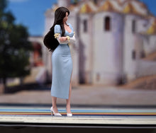 Load image into Gallery viewer, 1:24 Painted Figure Model Miniature Resin Diorama Blue Long Dress Lady Woman

