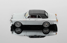 Load image into Gallery viewer, GFCC 1:64 Silver 1993 Corniche IV Drophead Luxury Model Diecast Metal Car
