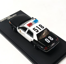Load image into Gallery viewer, GOC 1:64 HEC LAPD Crown Victoria CV Police 518 Model Diecast Metal Car New Collection
