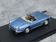 Load image into Gallery viewer, GFCC 1:64 Ice Blue 1960 250GT California SWB Classic Model Diecast Metal Car

