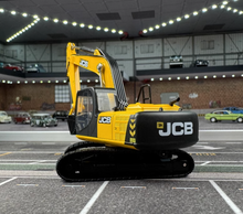 Load image into Gallery viewer, 1:76 Yellow JCB Construction Excavator Digger Model Diecast Metal New Collection
