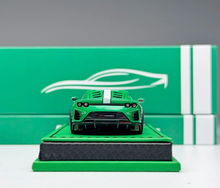 Load image into Gallery viewer, GLAMCRAFT 1:64 Green 812C Sports Open Model Diecast Metal Car New Collection
