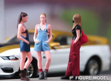 Load image into Gallery viewer, 1:64 Painted Figure Model Miniature Resin Diorama Sand Girl Lady Pretty Friends
