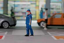 Load image into Gallery viewer, 1:64 Painted Figure Mini Model Miniature Resin Diorama Sand Refueling Worker Toy
