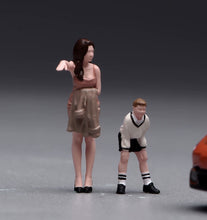 Load image into Gallery viewer, 1:64 Painted Figure Model Miniature Resin Sand Diorama Mom and Son Lady Boy Set
