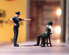 Load image into Gallery viewer, 1:64 Painted Figure Model Miniature Resin Diorama Sand Crimal Offender Hostage Collection
