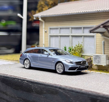 Load image into Gallery viewer, King 1:64 ice Blue CLS63 Shooting Brake Wagon Sport Model Diecast Metal Car
