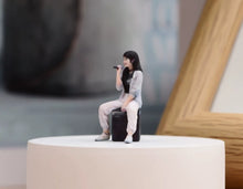Load image into Gallery viewer, 1:64 Painted Figure Model Miniature Resin Diorama Toy Sand Street Singing Girl
