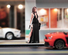 Load image into Gallery viewer, 1:64 Painted Figure Model Miniature Resin Diorama Sand Sexy Lady Gun Killer Collection
