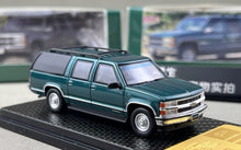 Load image into Gallery viewer, Bliss 1:64 Green Suburban GMT400 SUV Sports Model Diecast Metal Car New Collection
