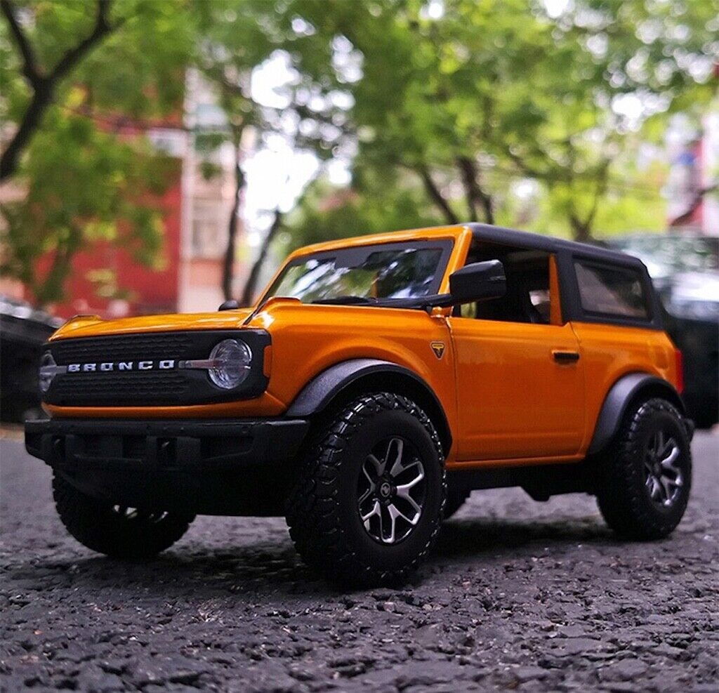 Maisto 1:24 2021 Orange FORD Bronco Badlands SUV Sports Model Diecast Metal Car BN