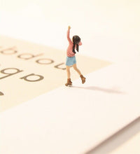 Load image into Gallery viewer, 1:64 Painted Figure Model Miniature Resin Diorama Outdoor Family Day Kiteflying
