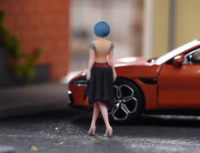 Load image into Gallery viewer, 1:64 Painted Figure Model Miniature Resin Diorama Toy Sand Sexy Girl Lady Beauty
