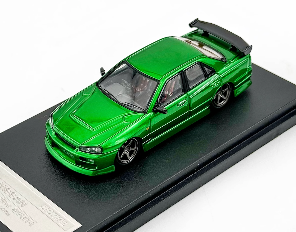 Mortal 1:64 Green Skyline GTR ER34 25GT-t Sports Model Diecast Metal Car New Collection