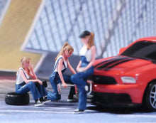 Load image into Gallery viewer, 1:64 Painted Figure Model Miniature Resin Diorama Woman Car Repair Worker Beauty
