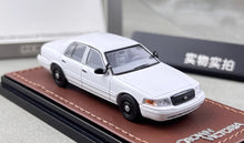 Load image into Gallery viewer, GOC 1:64 White Police Crown Victoria EN114 American Model Diecast Metal Car
