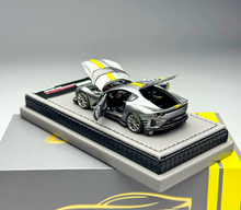 Load image into Gallery viewer, 1:64 GLAMCRAFT Gray 812C Sports Open Model Diecast Metal Car New Collection
