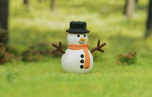 Load image into Gallery viewer, 1:64 Painted Figure Model Miniature Resin Diorama Sand Santa Christmas Kids Toy
