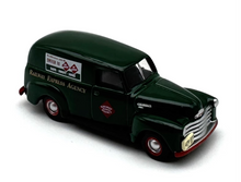Load image into Gallery viewer, 1:87 Green 1950 Van Wagon Classic Sports Railway Model Diecast Metal Car New Collection
