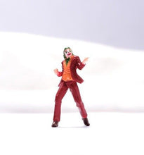 Load image into Gallery viewer, 1:64 Painted Unpainted Figure Model Miniature Resin Diorama Sand Clown Man Toy New

