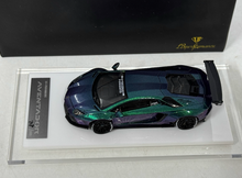 Load image into Gallery viewer, Onemodel 1:64 Purple Green LP700 Aventador LB Sports Model Diecast Resin Car
