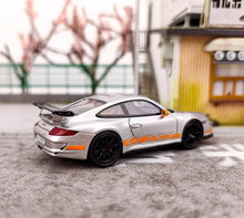 Load image into Gallery viewer, Cars Lounge 1:64 Silver 997.1 GT3 RS Sports Model Diecast Resin Car New
