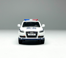 Load image into Gallery viewer, Masdi 1:64 White Police Q7 FSI Quattro SUV Sports Model Diecast Metal Car New Collection
