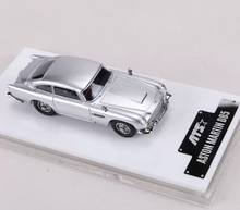 Load image into Gallery viewer, ATS 1:64 Silver Martin DB5 Coupe Classic Sports Model Diecast Metal Car New Collection
