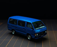 Load image into Gallery viewer, Masdi 1:64 Blue Hiace H50 Mini Van Sports Model Diecast Metal Car New Collection
