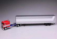 Load image into Gallery viewer, 1:64 596 HEC G1 Freightliner Container Truck Tractor Model Diecast Metal Car
