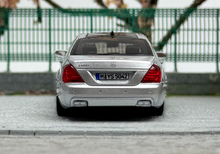 Load image into Gallery viewer, 1:64 AD Silver S-Class S600L W221 VIP Luxury Sedan Model Diecast Metal Car New Collection
