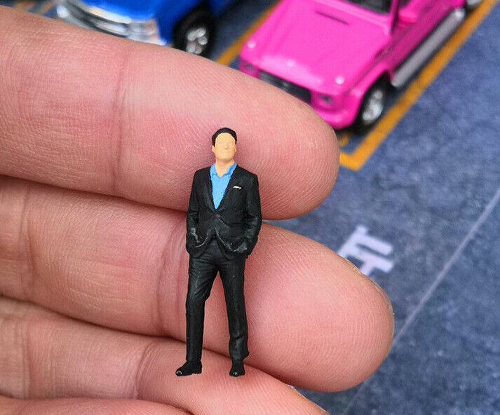 1:64 Painted Figure Mini Model Miniature Resin Diorama Gentleman Man Black Suit