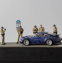 Load image into Gallery viewer, 1:64 Painted Figure Model Miniature Resin Diorama Sand Policeman Police Officers
