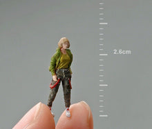 Load image into Gallery viewer, 1:64 Painted Figure Model Miniature Resin Diorama Sand Toy Camo Short Hair Girl

