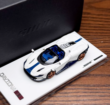 Load image into Gallery viewer, SUHE 1:64 White SP3 Daytona Red Seat Sports Model Diecast Resin Car New Collection

