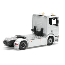Load image into Gallery viewer, Masdi 1:64 White R650 Truck Tractor Model Diecast Metal Car New Collection
