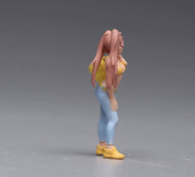 Load image into Gallery viewer, 1:64 Painted Figure Model Miniature Resin Sand Diorama Pretty Girl Trendy Look
