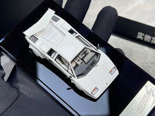 Load image into Gallery viewer, Deepmaker 1:64 White Countach LP5000s Sports Model Diecast Resin Car New Collection
