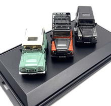 Load image into Gallery viewer, 1:76 Set of 3 Defender 90 SUV Off Road Classic Model Diecast Metal Car
