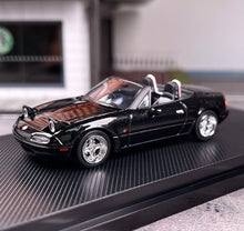 Load image into Gallery viewer, MT 1:64 JDM Black Miata MX5 Eunos Roadster Sport Model Diecast Metal Car New Collection
