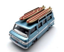 Load image into Gallery viewer, 1:87 Blue Station Wagon Camper Van Classic Sports Model Diecast Metal Car New Collection
