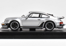 Load image into Gallery viewer, RM 1:64 Silver Singer Turbo Study 930 Sports Model Diecast Metal Car New Collection
