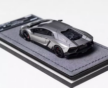 Load image into Gallery viewer, Halo 1:64 Silver Aventador LP720-4 Sports Model Diecast Resin Car New Collection
