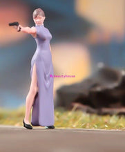 Load image into Gallery viewer, 1:24 Painted Figure Model Miniature Resin Diorama  Gun Wielding Lady Assassin
